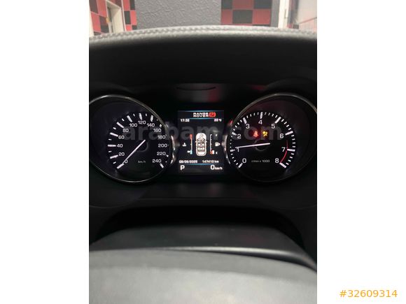Rover Range Evoque 2.0 Si4 Pure 2012 Model 