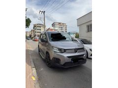Sahibinden Citroen Berlingo 1.5 BlueHDI Feel Bold 2024 Model 