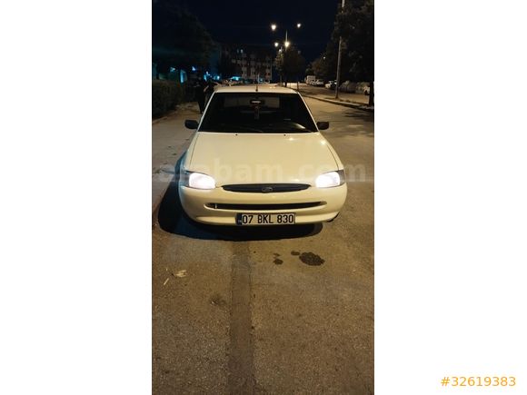Sahibinden Ford Escort 1.6 CLX 1996 Model