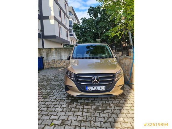 tam 1 yaşında otomobil ruhsatlı , aile arabası Sahibinden Mercedes - Benz Vito select uzun 124 CDI 2024 Model