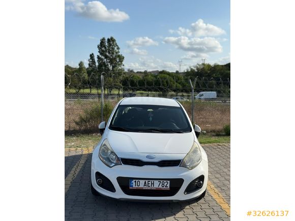Sahibinden Kia Rio 1.25 CVVT Fancy 2012 Model