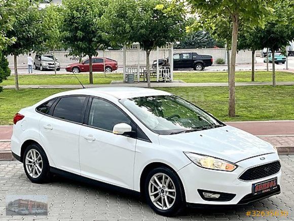 2014 MODEL FORD FOCUS MAKYAJLI YENİ KASA