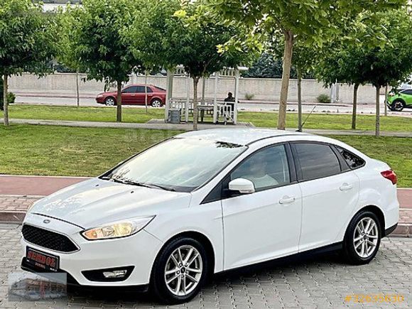 2014 MODEL FORD FOCUS MAKYAJLI YENİ KASA