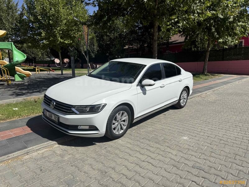 Sahibinden Volkswagen Passat 1.4 TSi BlueMotion Trendline 2018 Model Batman 70.000 km Beyaz