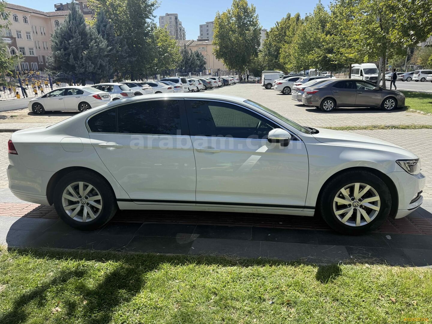 Sahibinden Volkswagen Passat 1.4 TSi BlueMotion Trendline 2018 Model Batman 70.000 km Beyaz 5