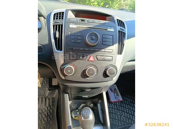 Sahibinden Kia Ceed 1.6 CRDi Cool SW 2011 Model