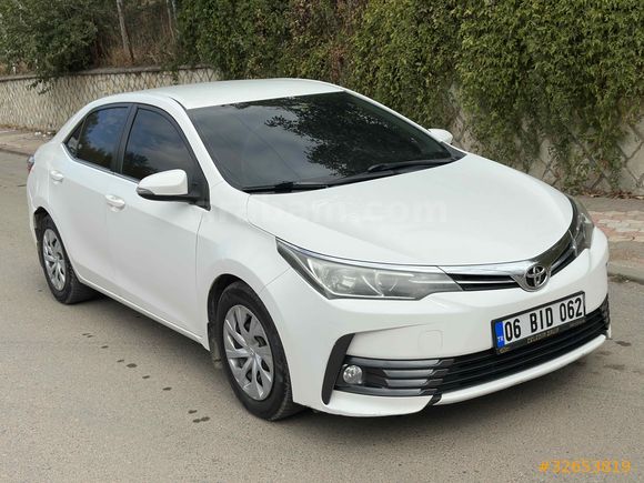 Otomatik Toyota Corolla 1.4 D-4D Touch 2018 Model 