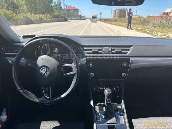 Hatasız Boyasız SuperB 1.6 TDI Style 2018 Model Van