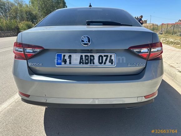 Hatasız Boyasız SuperB 1.6 TDI Style 2018 Model Van
