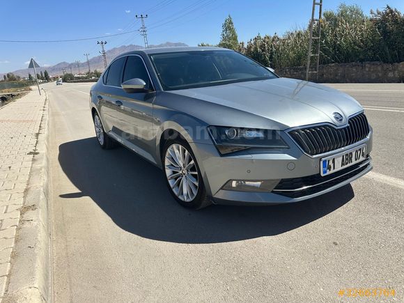 Hatasız Boyasız SuperB 1.6 TDI Style 2018 Model Van