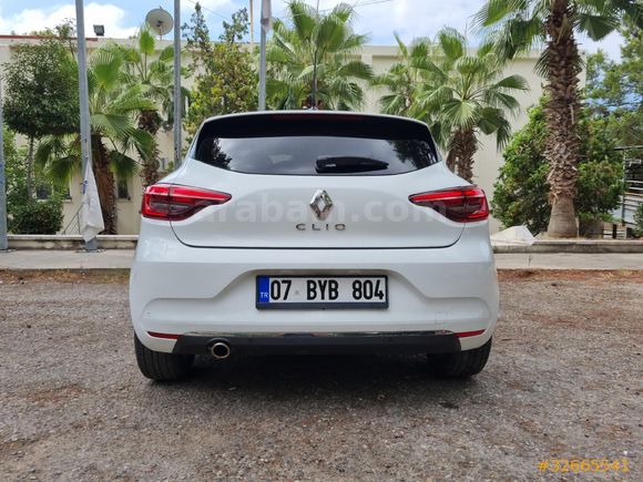 son fiyat Bakımlı temiz Clio 1.3 TCe Icon 2020