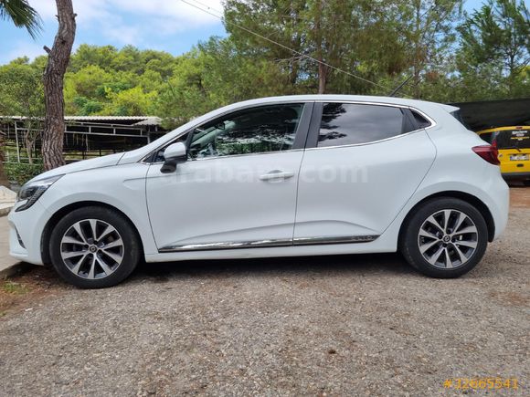 son fiyat Bakımlı temiz Clio 1.3 TCe Icon 2020