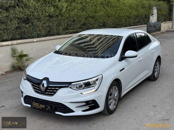 ÖZCAN OTOMOTİV'den 2021 MODEL RENAULT MEGANE 1.3 TCe JOY
