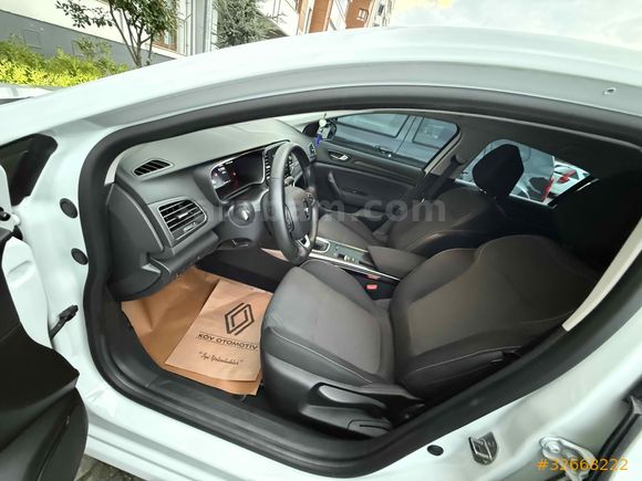 Sahibinden Renault Megane 1.3 TCe Touch plus 2024 Model 