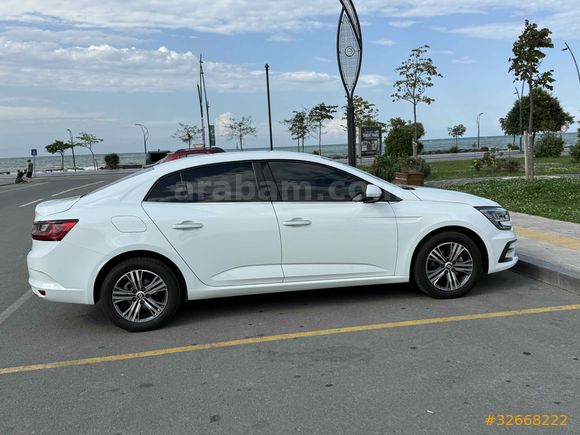 Sahibinden Renault Megane 1.3 TCe Touch plus 2024 Model 