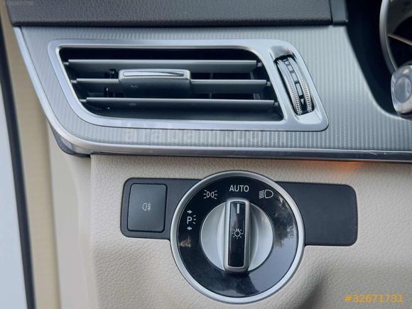 AKYEL OTOMOTİV'DEN E250 4MATİC ELİTE CAM TAVAN İÇİ BEJ