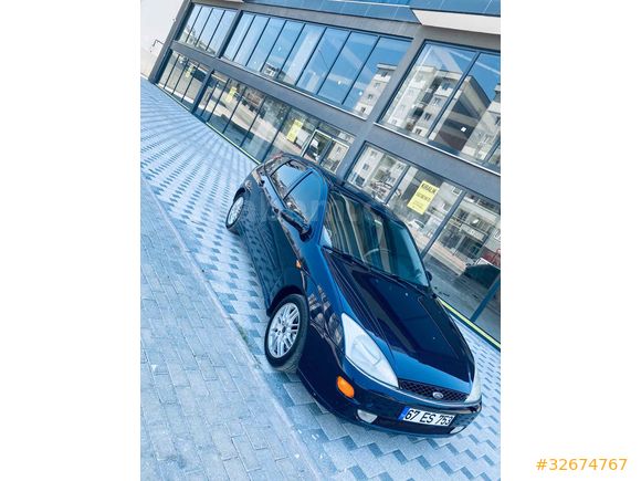 Sahibinden Ford Focus 1.6 Ghia 2000 Model 