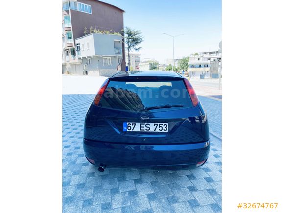 Sahibinden Ford Focus 1.6 Ghia 2000 Model 