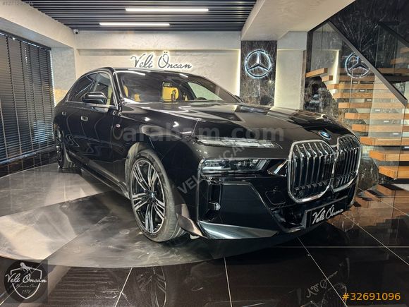 2023 BMW İ7 xDRİVE60 M EXCELLENCE MASAJ-SOGUTMA-FULL