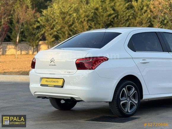 2022 MODEL HATASIZ BOYASIZ 1.5 100HP BLUEHDİ FEEL BOLD