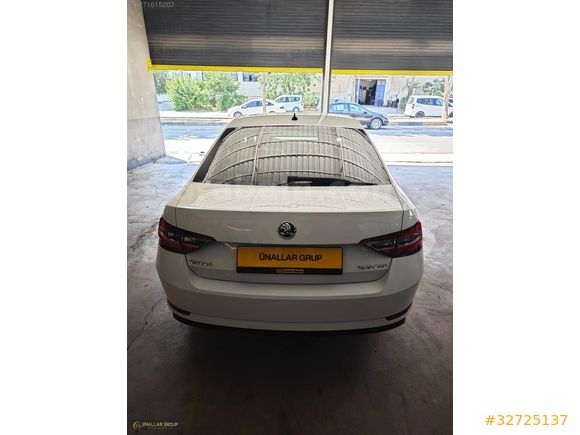 ÜNALLAR GROUP DAN HATASIZ BOYASIZ SKODA SÜPER B