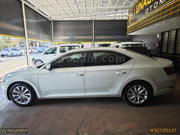 ÜNALLAR GROUP DAN HATASIZ BOYASIZ SKODA SÜPER B