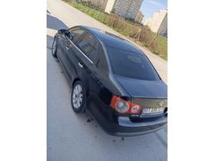 Sahibinden Volkswagen Jetta 1.6 Primeline 2006 Model (Takas değerlendirilir)Ön diskler sıfır lastikler sıfır buji seti sıfır triger kayış değişti
