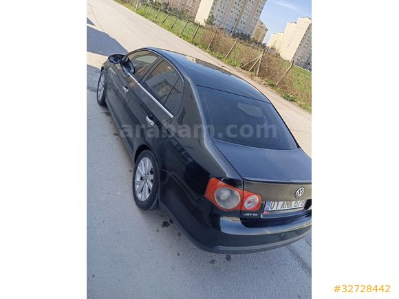 Sahibinden Volkswagen Jetta 1.6 Primeline 2006 Model (Takas değerlendirilir)Ön diskler sıfır lastikler sıfır buji seti sıfır triger kayış değişti