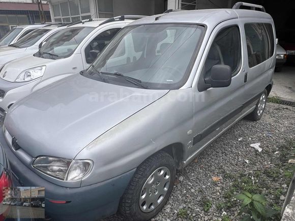 2000 MODEL PEUGEOUT PARTNER 1.9 COMBİ OTOMATIK CAMLAR