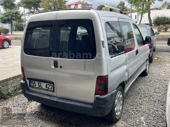 2000 MODEL PEUGEOUT PARTNER 1.9 COMBİ OTOMATIK CAMLAR