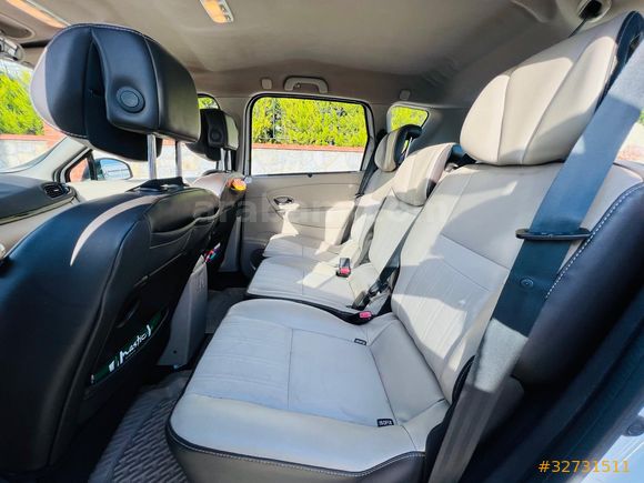 Sahibinden Renault Scenic 1.5 dCi Privilege 2012 Model