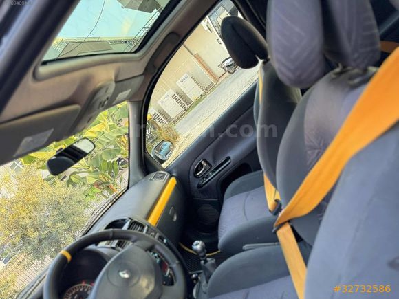 OCEAN AUTO'DAN TEMİZ BAKIMLI 1.6 CLİO
