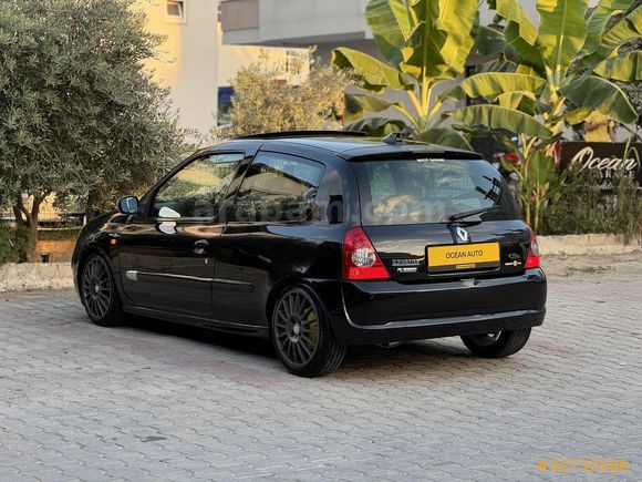 OCEAN AUTO'DAN TEMİZ BAKIMLI 1.6 CLİO