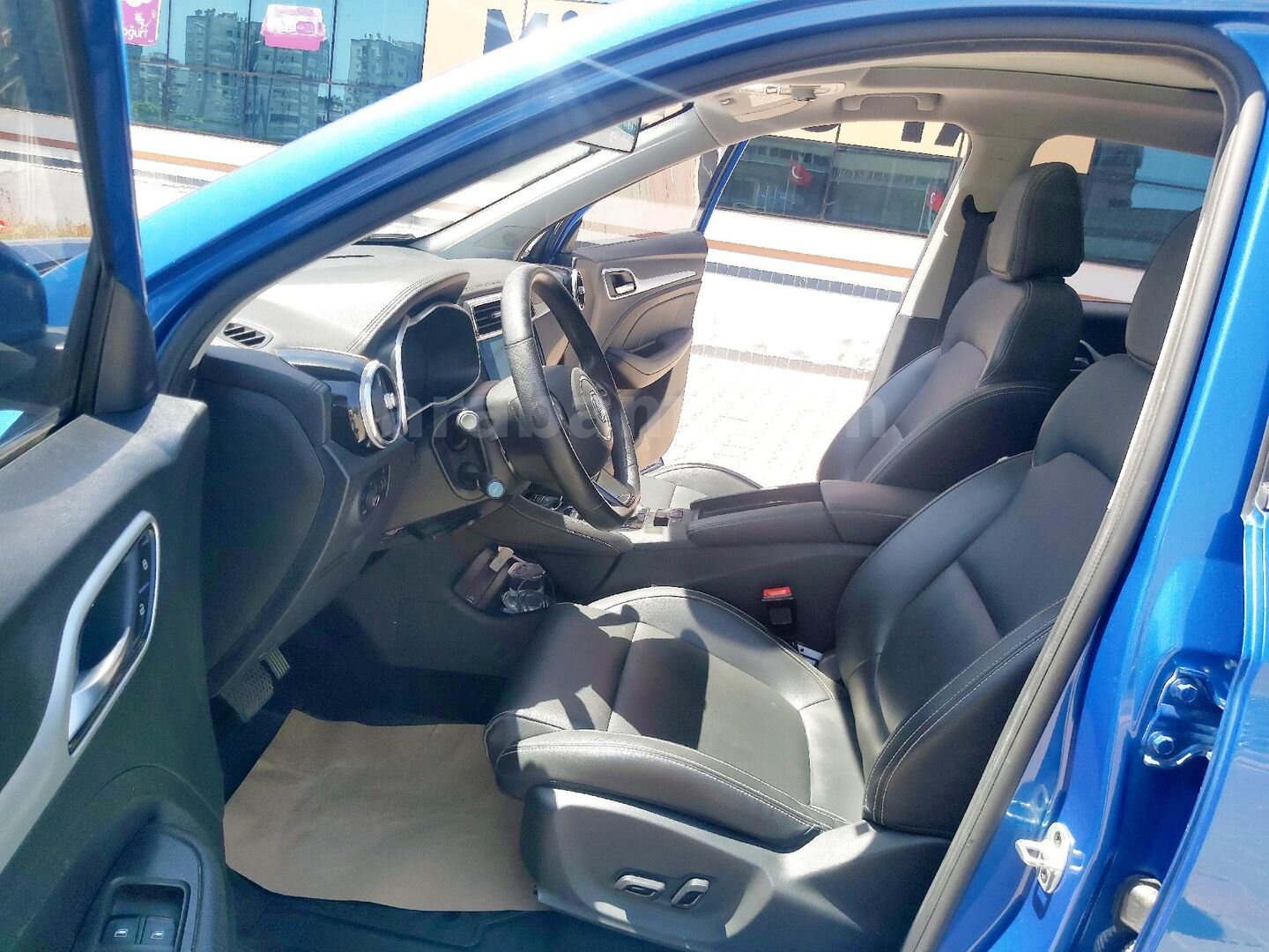 Kadın öğretmenden, 60bin km'de, MG ZS EV Luxury 2021 Model Mersin 7
