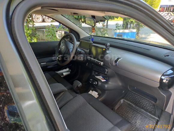 Sahibinden Citroen C4 1.2 eVTİ SHİNE 2015 Model