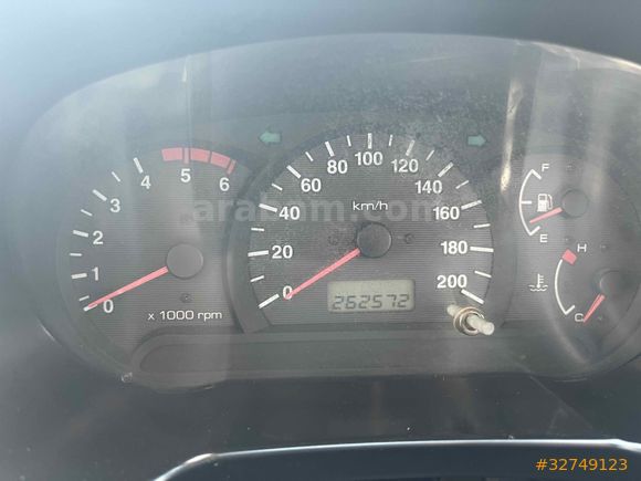 Sahibinden Hyundai Accent 1.5 CRDi GLS 2003 Model 