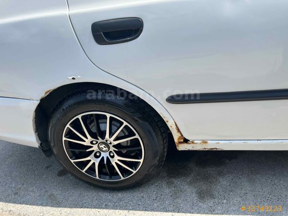 Sahibinden Hyundai Accent 1.5 CRDi GLS 2003 Model 
