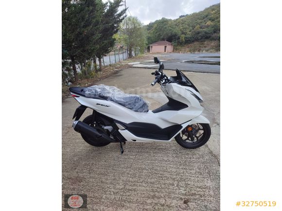 2023 MODEL HONDA PCX 125CC ( 0 ) KM HATASIZ ÇİZİKSİZ