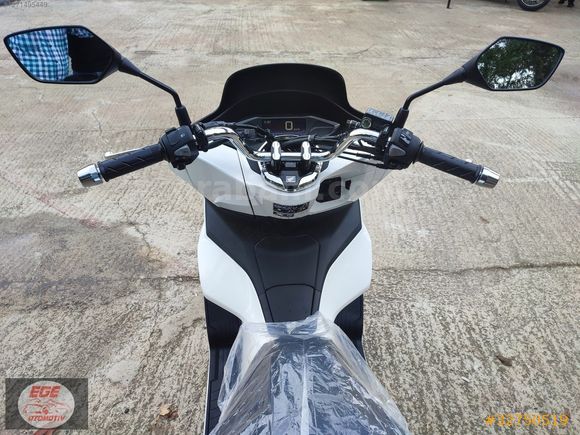 2023 MODEL HONDA PCX 125CC ( 0 ) KM HATASIZ ÇİZİKSİZ