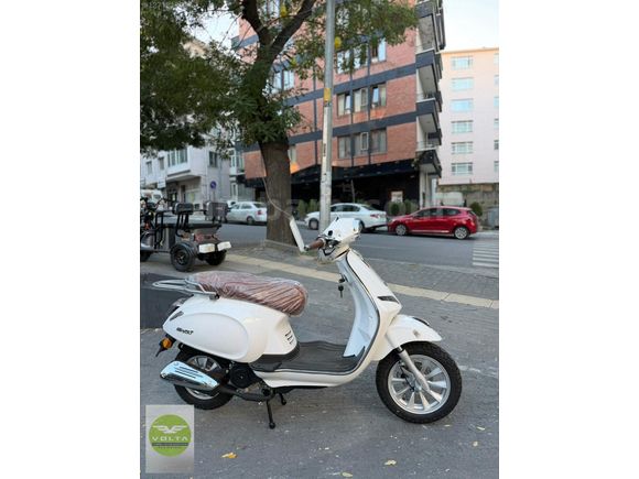 REVOLT RS4 2025 - 50CC / VADE FARKSIZ 6-8 TAKSİT! 81 İLE TESLİM!