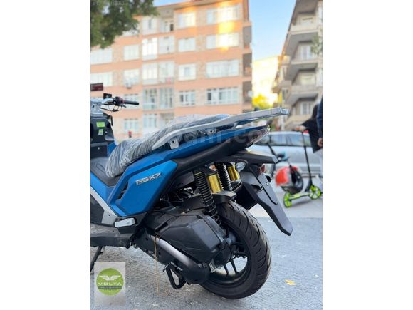 REVOLT RSX7 150CC MAXİSCOOTER - SU SOĞUTMA / FARKSIZ 6-8 TAKSİT!