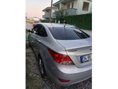 Sahibinden Hyundai Accent Blue 1.6 CRDI Mode Plus 2012 Model Değişensiz