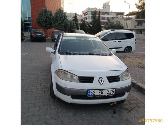 Sahibinden Renault Megane 1.6 Authentique 2004 Model  311.000 km Beyaz