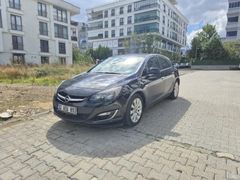 Kazasız-Boyasız-Değişensiz Opel Astra 1.6 Edition 2015 Model