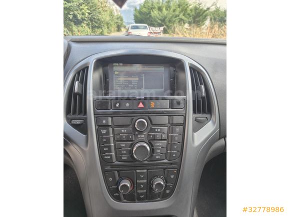 Kazasız-Boyasız-Değişensiz Opel Astra 1.6 Edition 2015 Model