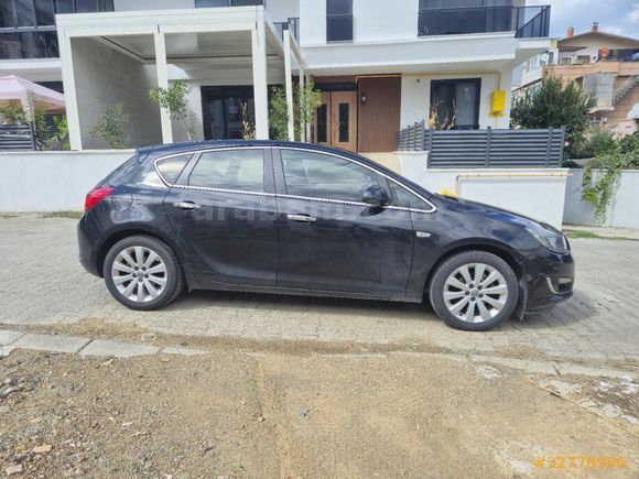 Kazasız-Boyasız-Değişensiz Opel Astra 1.6 Edition 2015 Model