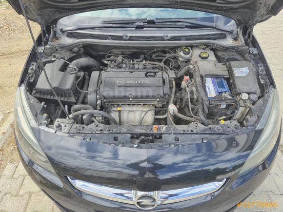 Kazasız-Boyasız-Değişensiz Opel Astra 1.6 Edition 2015 Model