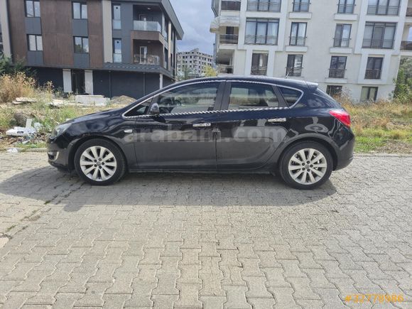 Kazasız-Boyasız-Değişensiz Opel Astra 1.6 Edition 2015 Model