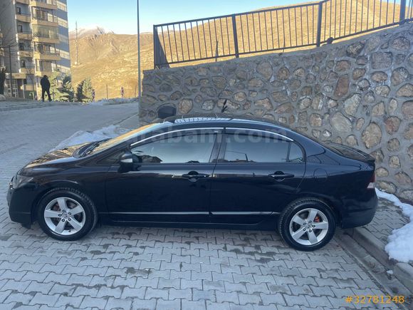 Sahibinden Honda Civic 1.6 i-VTEC Elegance 2011 Model 