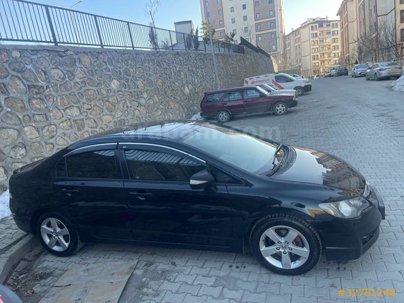 Sahibinden Honda Civic 1.6 i-VTEC Elegance 2011 Model 